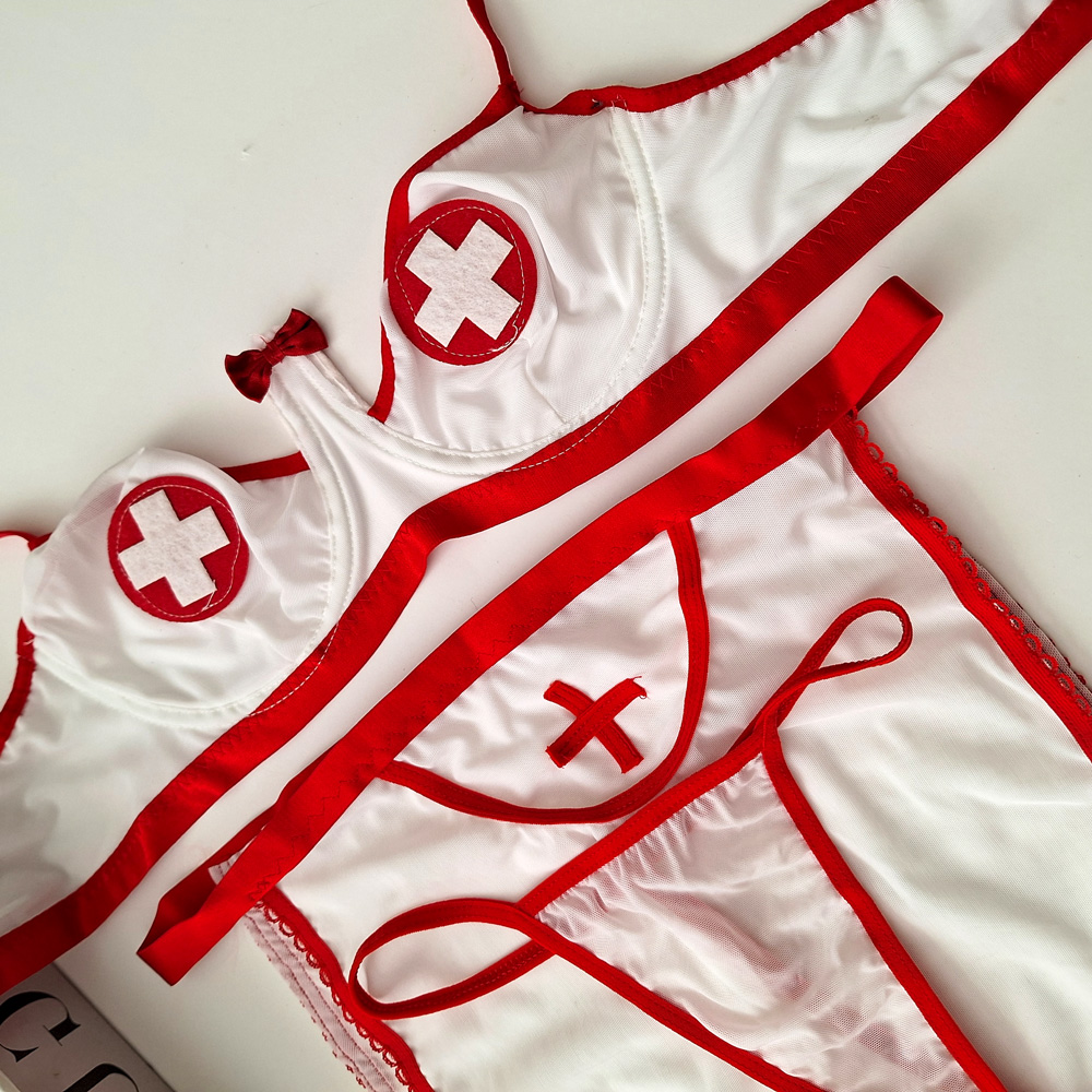 کاستوم پرستاری