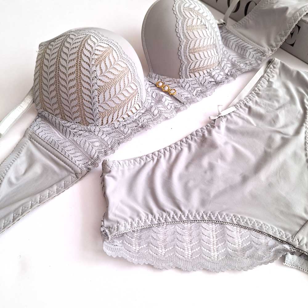 ست سوتین شورت بالاتنه بلند