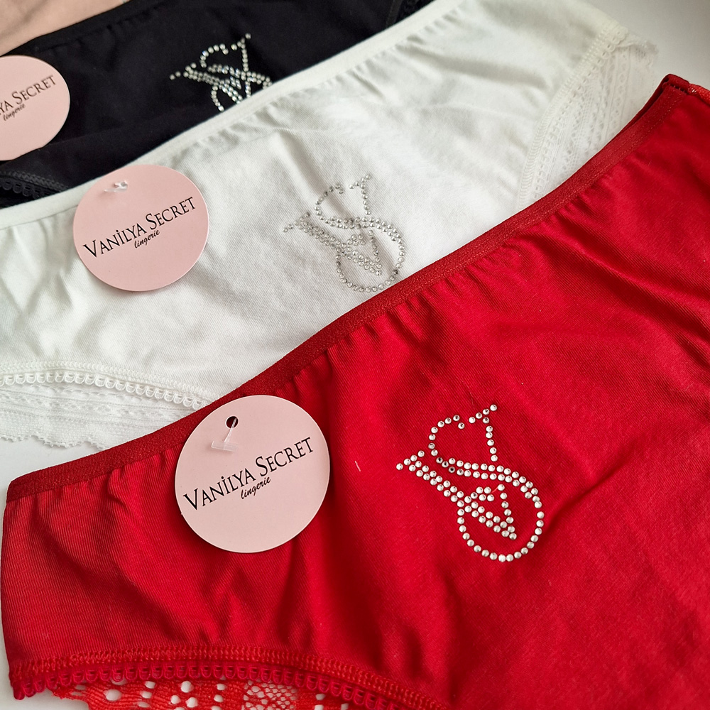 شورت ویکتوریا