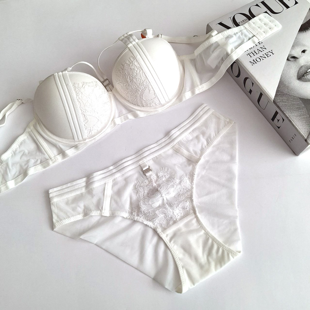 ست سوتین شورت هارنسی 