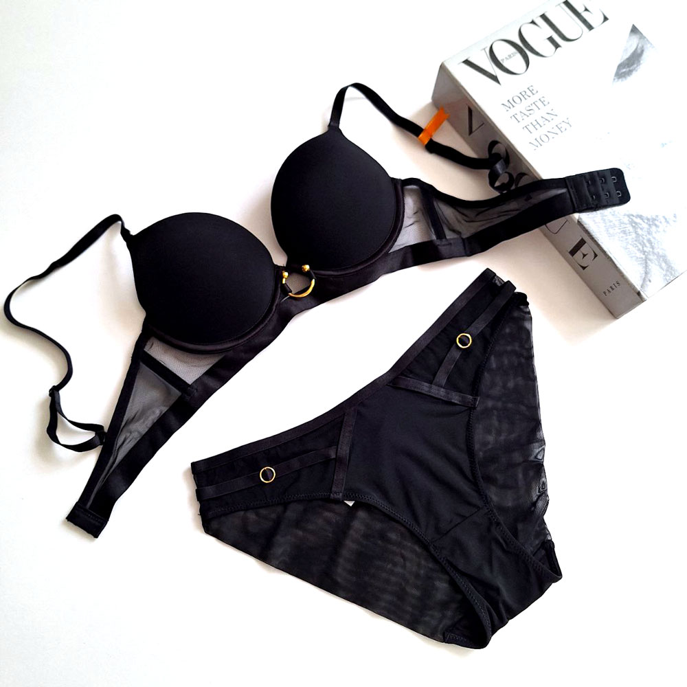 ست سوتین شورت ابری