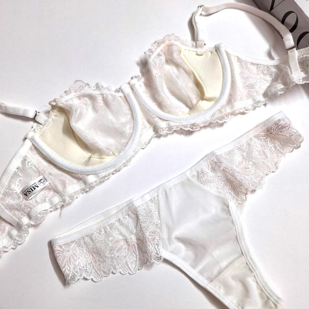 ست سوتین شورت سفید