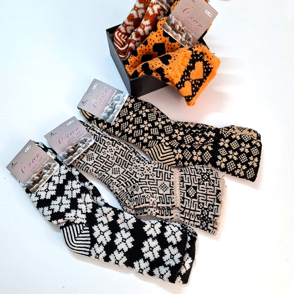 جوراب ساق بلند کاموایی