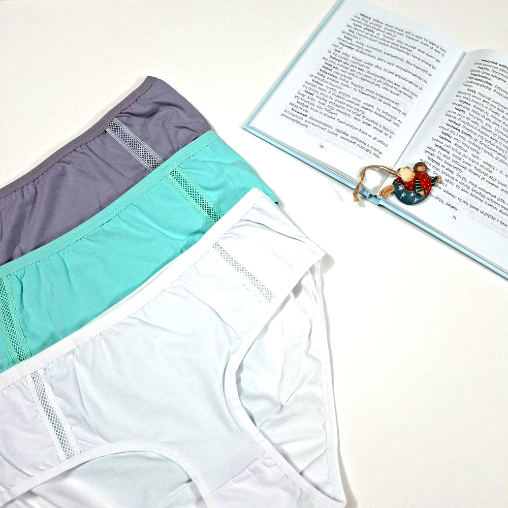 شورت ژوردار نخی