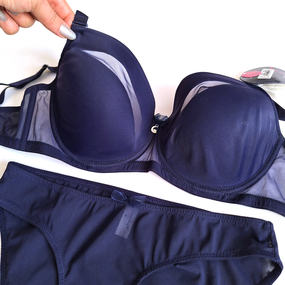 ست سوتین شورت توری ترک