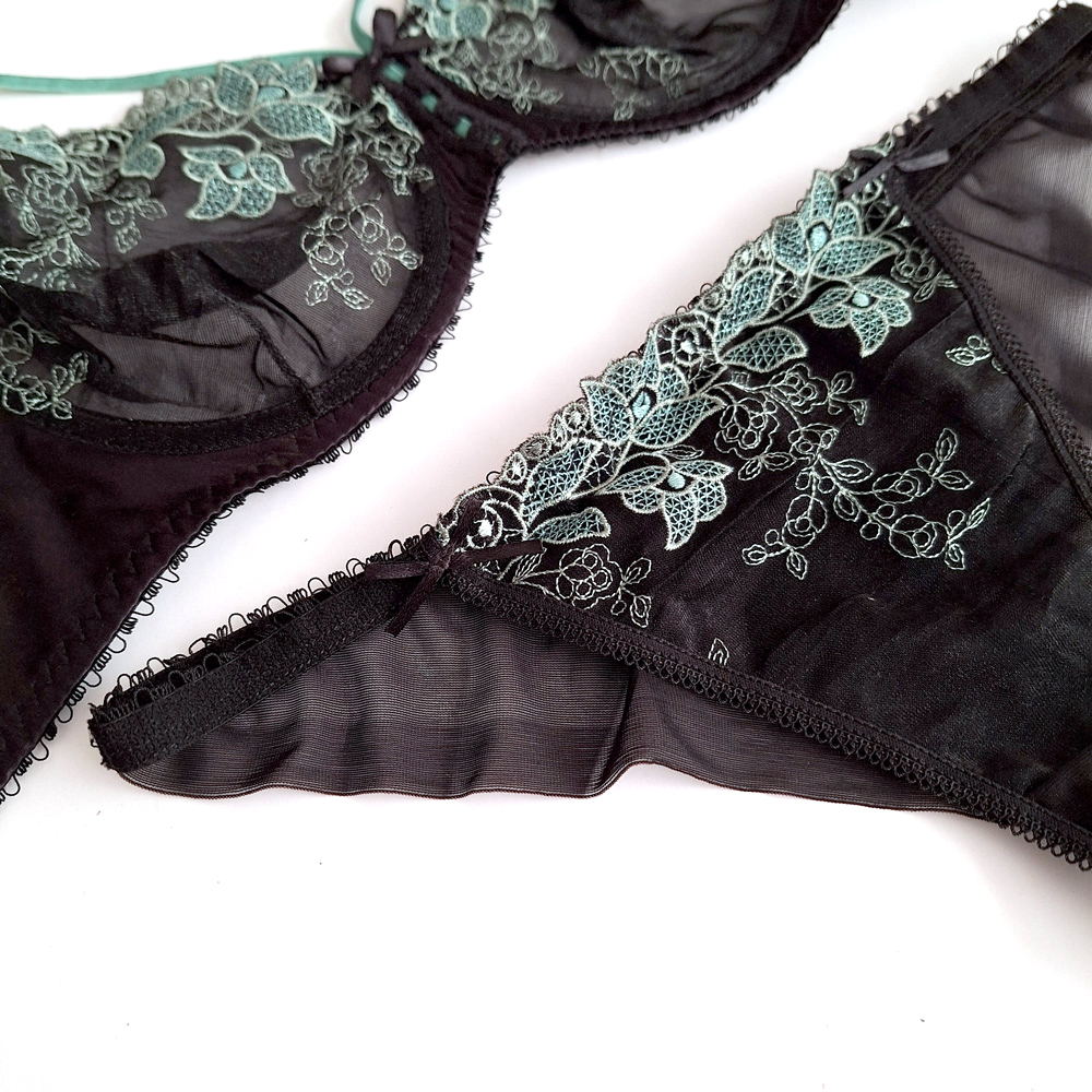 ست توری مشکی هارنسی Barone